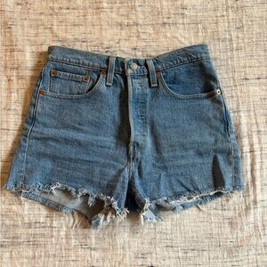 Denim Shorts Levi’s 501  Size W28